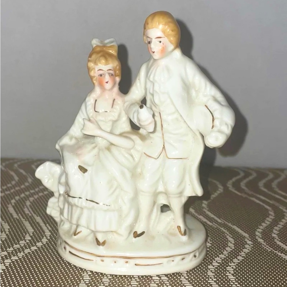 Vintage Victorian Dancing Couple Porcelain Figurine Fancy Courting EXC
